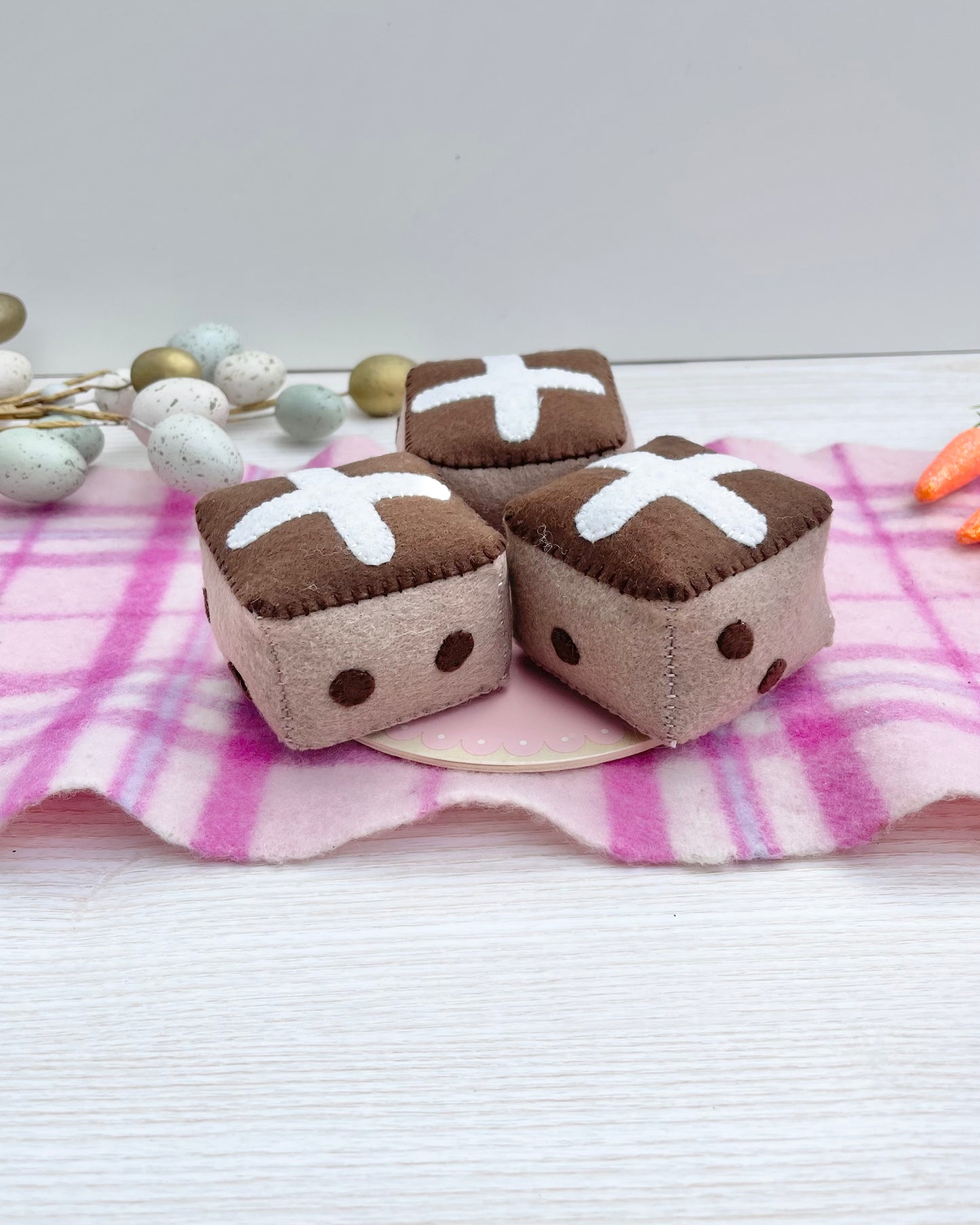 Felt hot cross buns - single