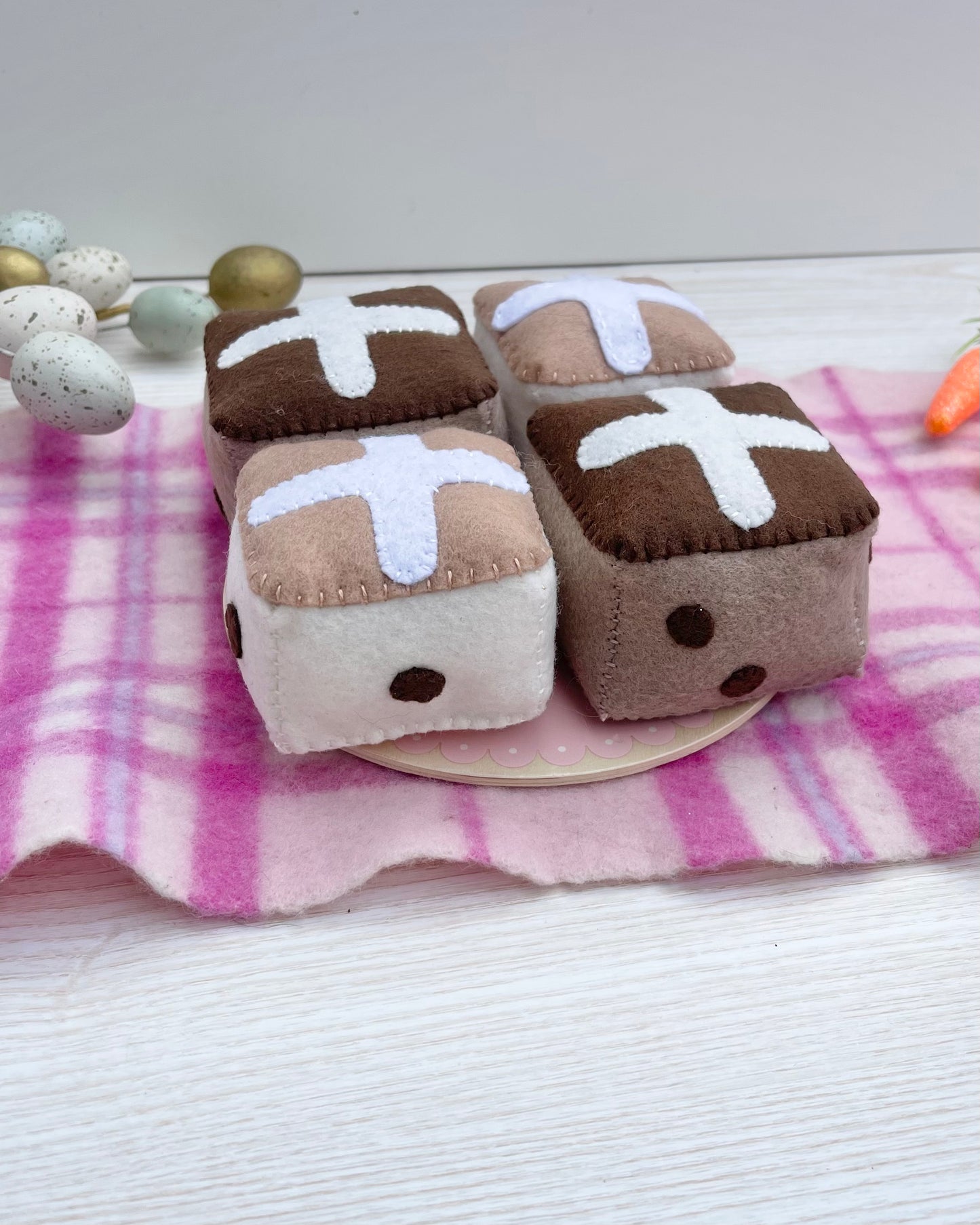 Felt hot cross buns - single